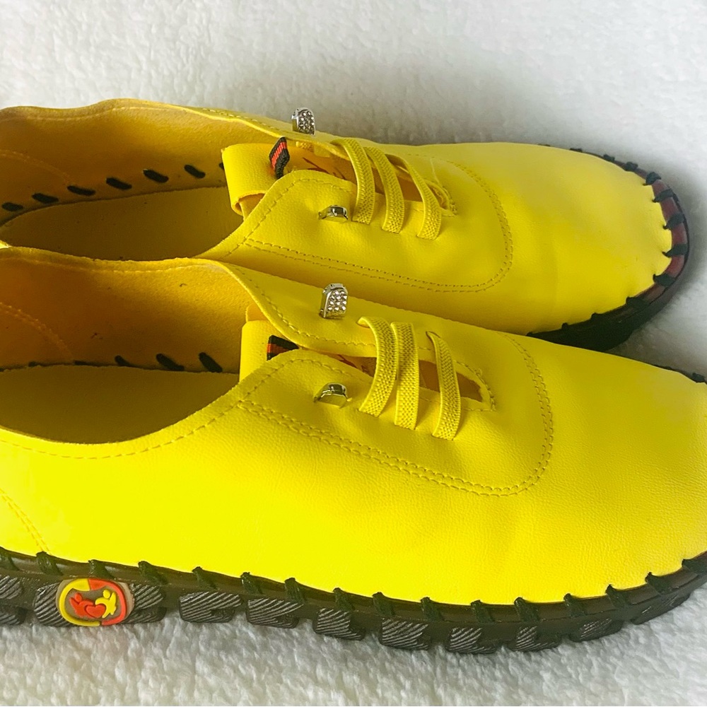 OY Handmade Soft Faux Leather Flats - Picture 6 of 10